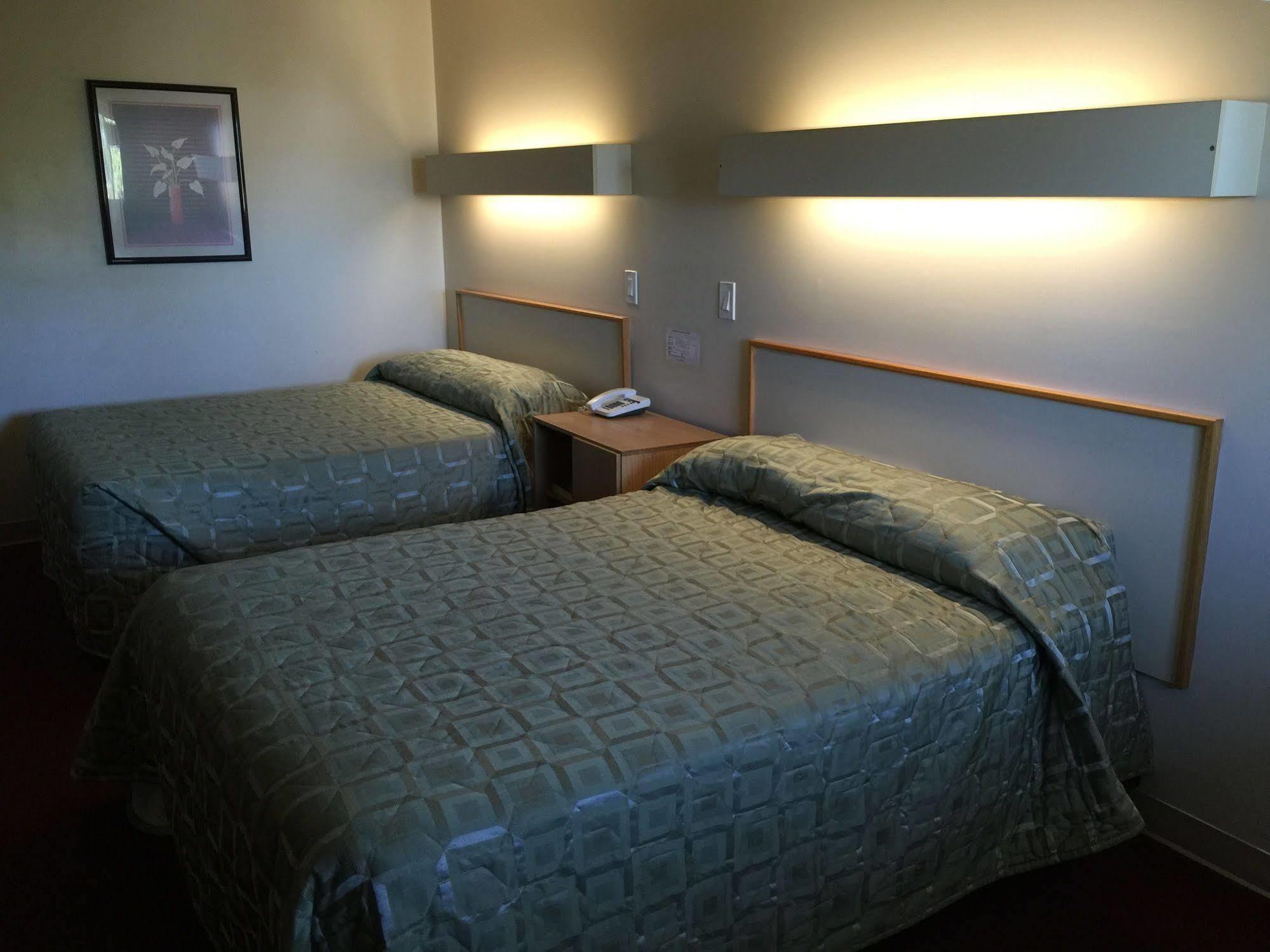 Voyageur Motel Θάντερ Μπέι Εξωτερικό φωτογραφία