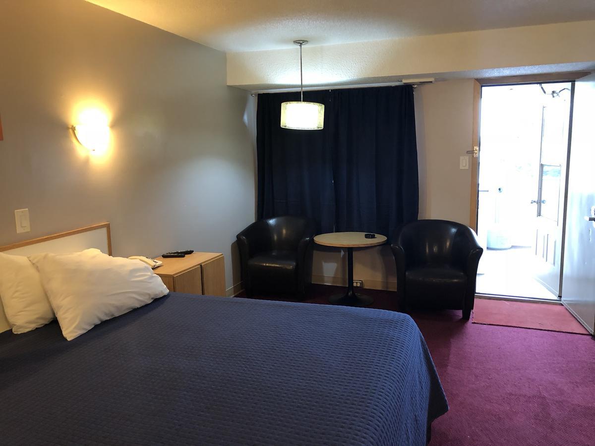 Voyageur Motel Θάντερ Μπέι Εξωτερικό φωτογραφία